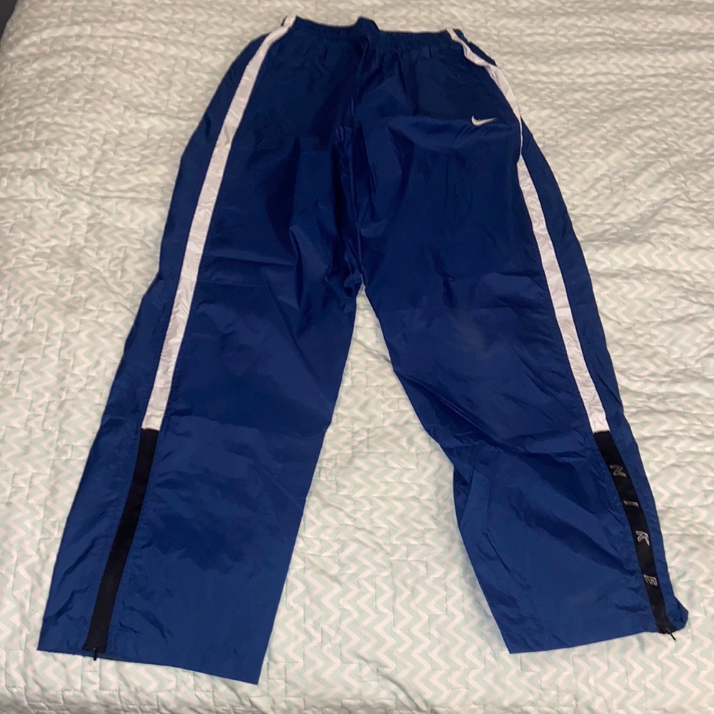 Nike vintage windbreaker pants
